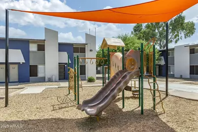 2627 N 45th Avenue #1P, Phoenix, AZ 85035 - Photo 26