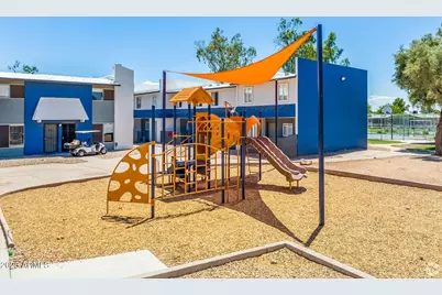 2627 N 45th Avenue #2P, Phoenix, AZ 85035 - Photo 24