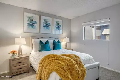 2627 N 45th Avenue #3P, Phoenix, AZ 85035 - Photo 8