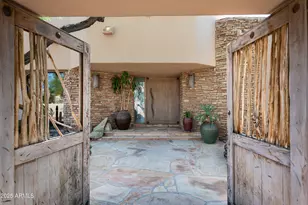 9355 E Via Del Sol Dr, Scottsdale, AZ 85255 - Photo 10