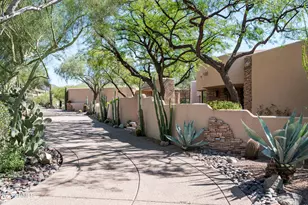 9355 E Via Del Sol Dr, Scottsdale, AZ 85255 - Photo 4