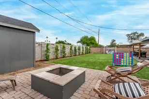 3834 E Shaw Butte Dr, Phoenix, AZ 85028 - Photo 32