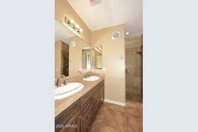 2440 E Montecito Avenue, Phoenix, AZ 85016 - Photo 22