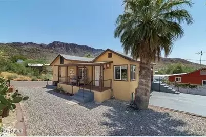 225 N Lobb Avenue, Superior, AZ 85173 - Photo 1