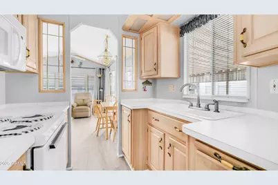 753 Diamond Drive, Apache Junction, AZ 85119 - Photo 12