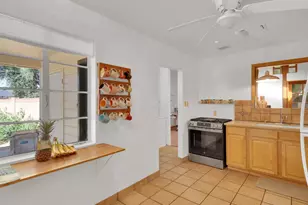 1022 E Keim Dr, Phoenix, AZ 85014 - Photo 16