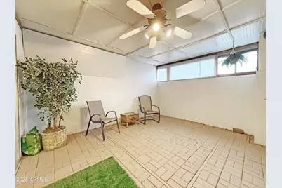 11078 W Coggins Drive, Sun City, AZ 85351 - Photo 22