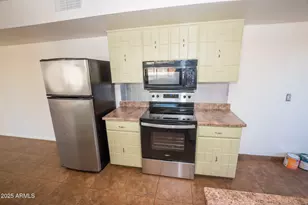 597 Hegge Dr, Sierra Vista, AZ 85635 - Photo 14