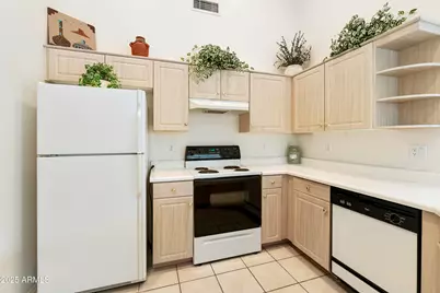 23733 S Pleasant Way, Sun Lakes, AZ 85248 - Photo 12