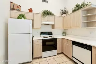 23733 S Pleasant Way, Sun Lakes, AZ 85248 - Photo 12