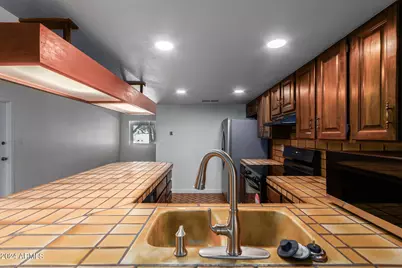 3827 W Meadow Drive, Glendale, AZ 85308 - Photo 16