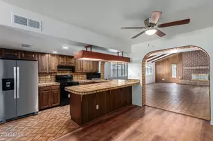 3827 W Meadow Dr, Glendale, AZ 85308 - Photo 14