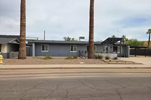 1838 E Monterey Way, Phoenix, AZ 85016 - Photo 2