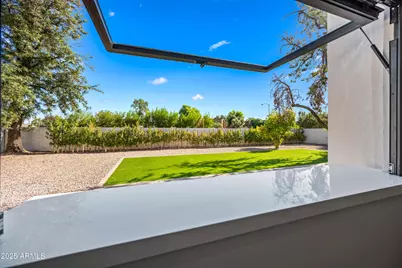 8313 E Thoroughbred Trail, Scottsdale, AZ 85258 - Photo 32