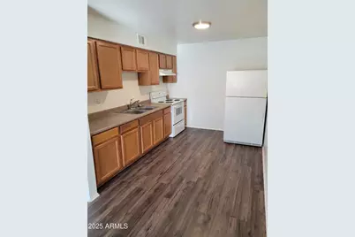 2419 N Amarillo Street #16, Casa Grande, AZ 85122 - Photo 4