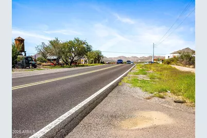 22055 W Sunrise Road #-, Congress, AZ 85332 - Photo 2