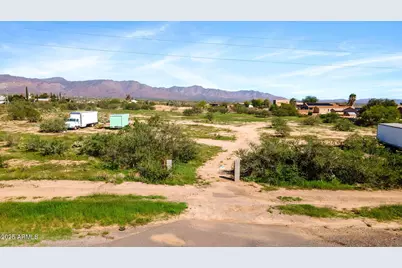 22055 W Sunrise Road #-, Congress, AZ 85332 - Photo 12
