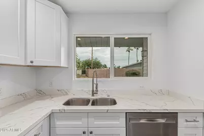 2838 E Sylvia Street, Phoenix, AZ 85032 - Photo 16