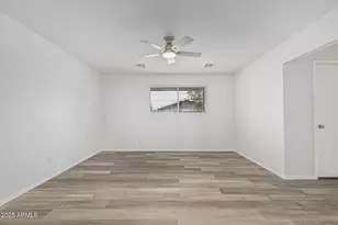 2838 E Sylvia St, Phoenix, AZ 85032 - Photo 18