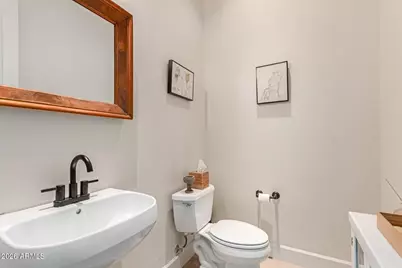 3981 E Navigator Lane, Phoenix, AZ 85050 - Photo 20
