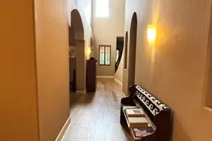 3981 E Navigator Ln, Phoenix, AZ 85050 - Photo 4