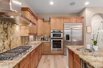 3981 E Navigator Lane, Phoenix, AZ 85050 - Photo 16