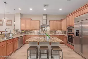 3981 E Navigator Ln, Phoenix, AZ 85050 - Photo 16