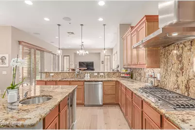 3981 E Navigator Lane, Phoenix, AZ 85050 - Photo 14