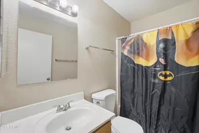 4242 N 69th Lane #1333, Phoenix, AZ 85033 - Photo 10