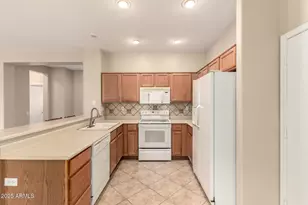 15907 W Sunstone Ln, Surprise, AZ 85374 - Photo 14