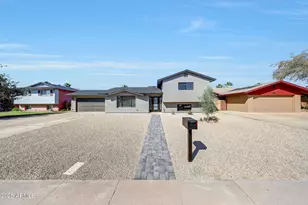 3116 W Gelding Dr, Phoenix, AZ 85053 - Photo 48