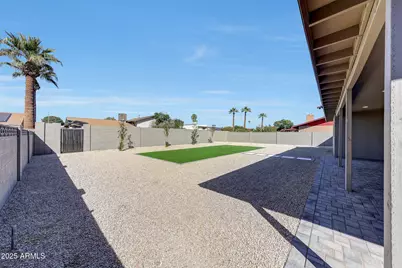 3116 W Gelding Drive, Phoenix, AZ 85053 - Photo 42