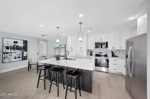 3116 W Gelding Dr, Phoenix, AZ 85053 - Photo 12