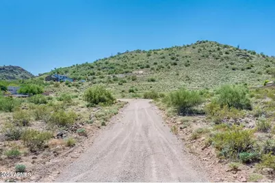 3451 W Irvine Road #., Phoenix, AZ 85086 - Photo 4