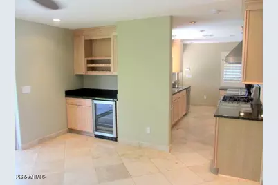 3015 E Montecito Avenue, Phoenix, AZ 85016 - Photo 6