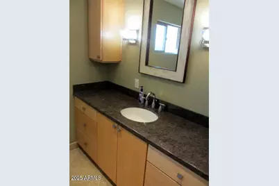 3015 E Montecito Avenue, Phoenix, AZ 85016 - Photo 8