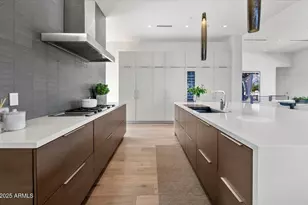 6802 E Joshua Tree Ln, Paradise Valley, AZ 85253 - Photo 14