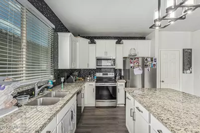 21561 W Ashleigh Marie Street, Buckeye, AZ 85326 - Photo 16