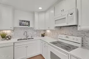 425 S Parkcrest, Mesa, AZ 85206 - Photo 2