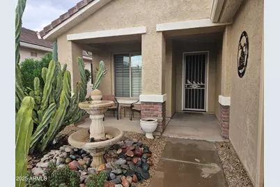 202 W Twin Peaks Parkway, San Tan Valley, AZ 85143 - Photo 2