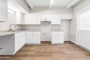 1343 E Pierson St, Phoenix, AZ 85014 - Photo 8