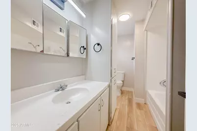 3426 E Melvin Street #E, Phoenix, AZ 85008 - Photo 12