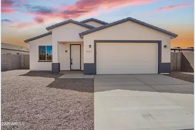 9051 W Magnum Drive, Arizona City, AZ 85123 - Photo 2