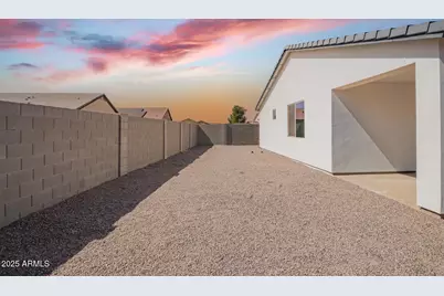 9051 W Magnum Drive, Arizona City, AZ 85123 - Photo 36