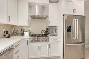 7550 E Osborn Rd, Scottsdale, AZ 85251 - Photo 20