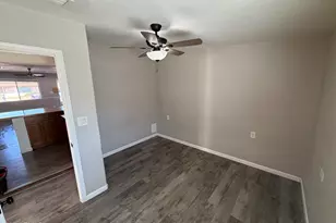 7727 W Medlock Dr, Glendale, AZ 85303 - Photo 18