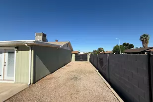 7727 W Medlock Dr, Glendale, AZ 85303 - Photo 22