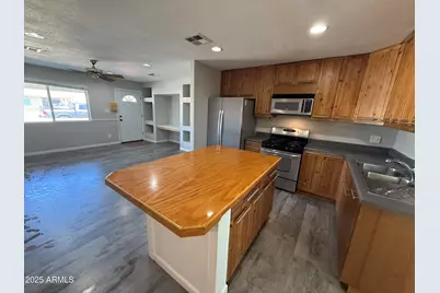 7727 W Medlock Drive, Glendale, AZ 85303 - Photo 10