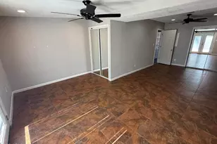 7727 W Medlock Dr, Glendale, AZ 85303 - Photo 14