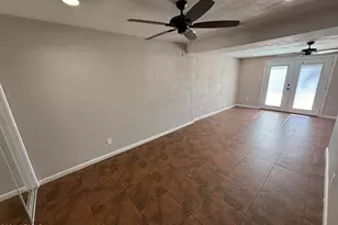 7727 W Medlock Dr, Glendale, AZ 85303 - Photo 6